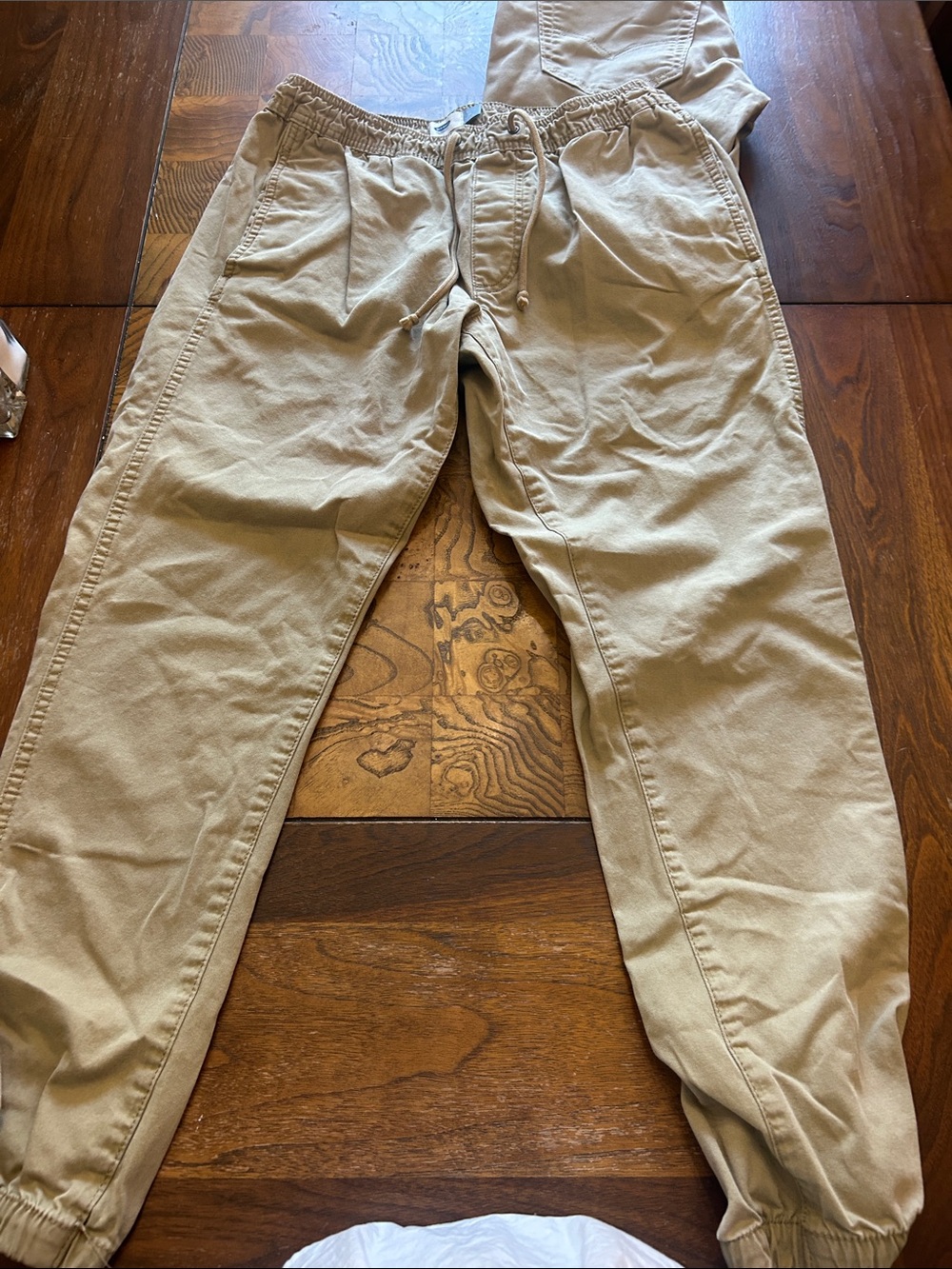Old Navy Men's Khaki Drawstring Joggers